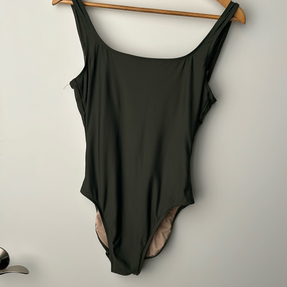 Army green j crew one piece swimssuit bathing suit size 6